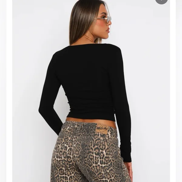 White Fox boutique Give me the details long sleeves top black SZ:S - Image 2