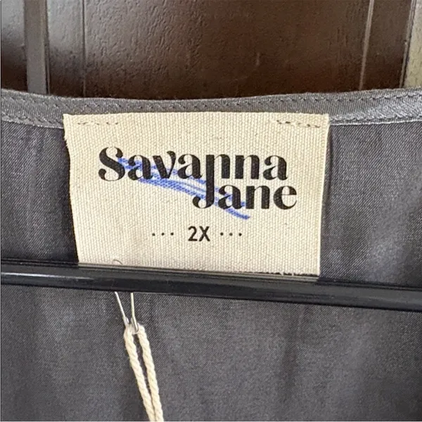 NWT Savanna Jane Embroidered Aztec Top Silver Size 2X - Image 4
