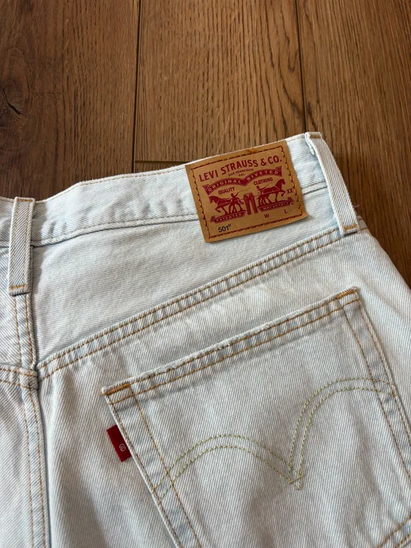 Levi’s denim shorts  - Image 4