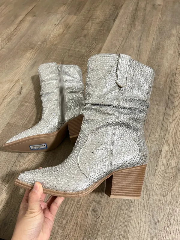 NEW Crown Vintage rhinestone boots size 6.5 - Image 7