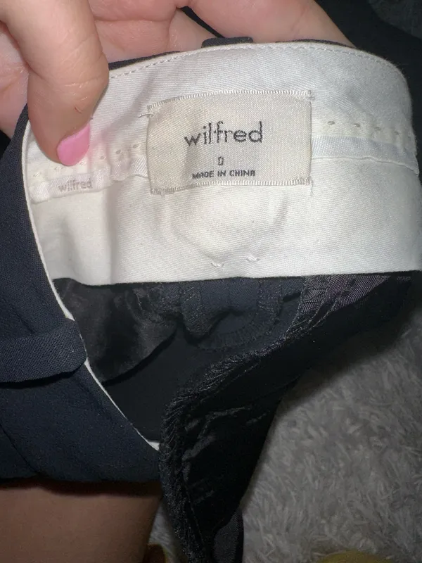 Aritzia Wilfred The Effortless Pants - Image 4