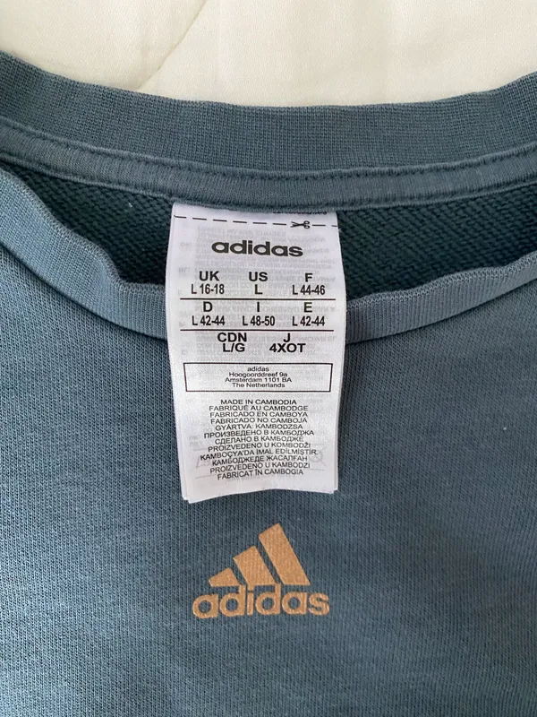 Adidas Cropped Crewneck - Image 2