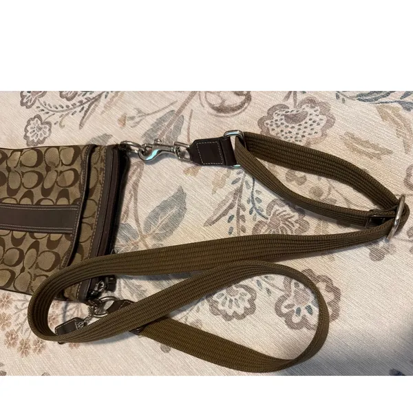 Vintage Coach Signature Stripe Crossbody Bag Brown Canvas Swingpack - Image 4