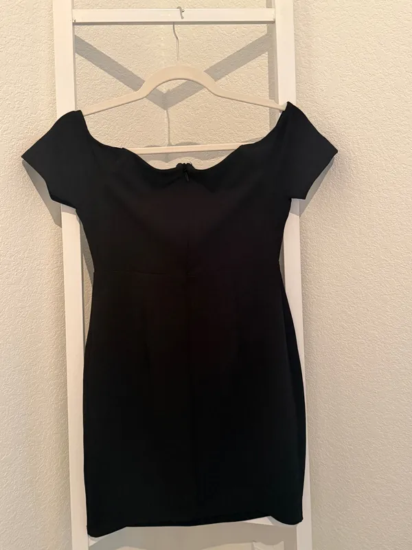 Lulus Bodycon Mini Dress Black - Image 4