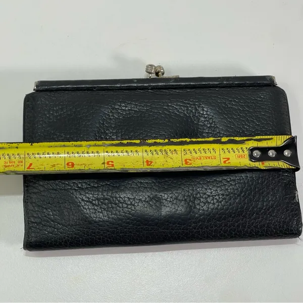 Vtg Dooney & Bourke AWL Black Pebbled Leather Kiss-lock Bifold Organizer Wallet - Image 3
