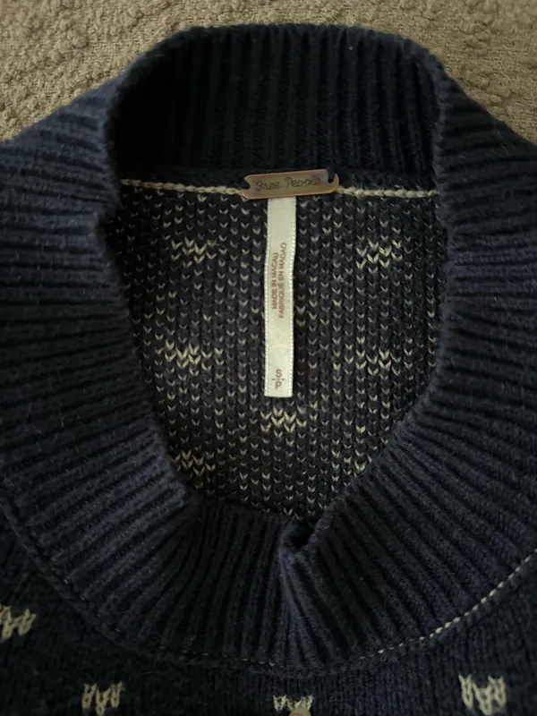 Free People Navy Sweater - Image 6