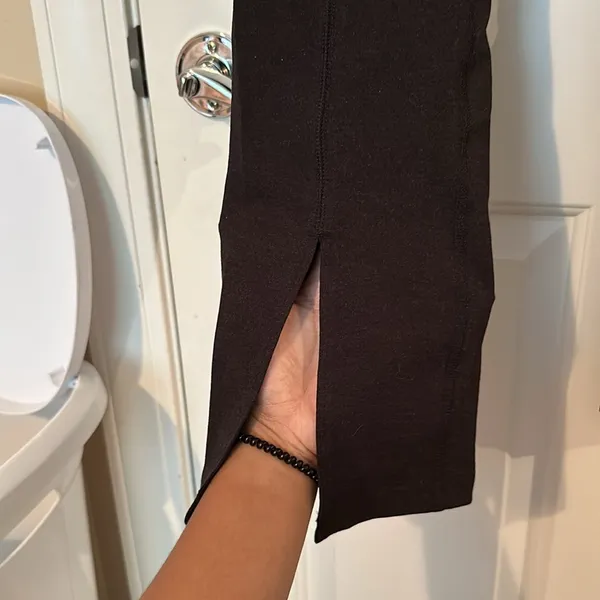 Old Navy Flare Leggings - Image 3