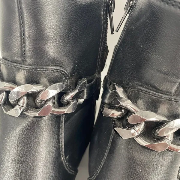 GBG Los Angeles Silea Chain Chunky Heel Moto Boots Size 8 - Image 7