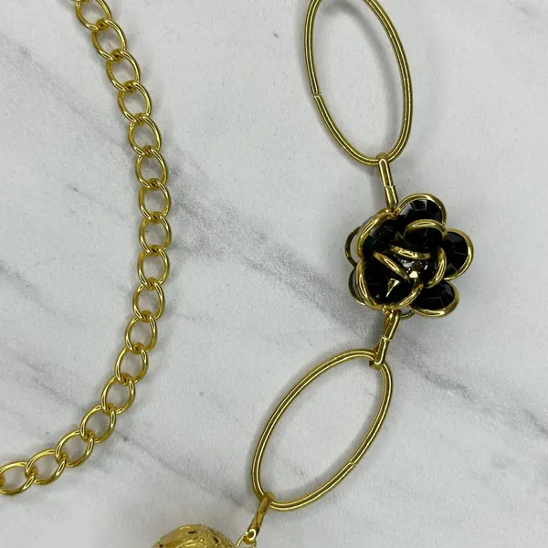 Black Rhinestone Flower Gold Tone Chain Link Belt One Size (OS) ✨ - Image 4