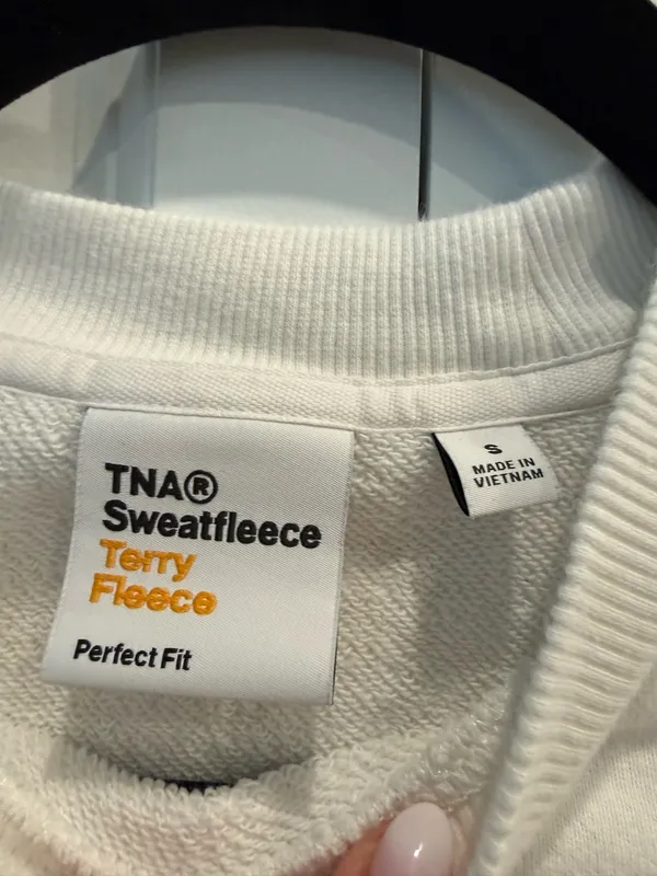 Aritzia TNA Terry Fleece Perfect Cropped Sweatshirt - Image 5