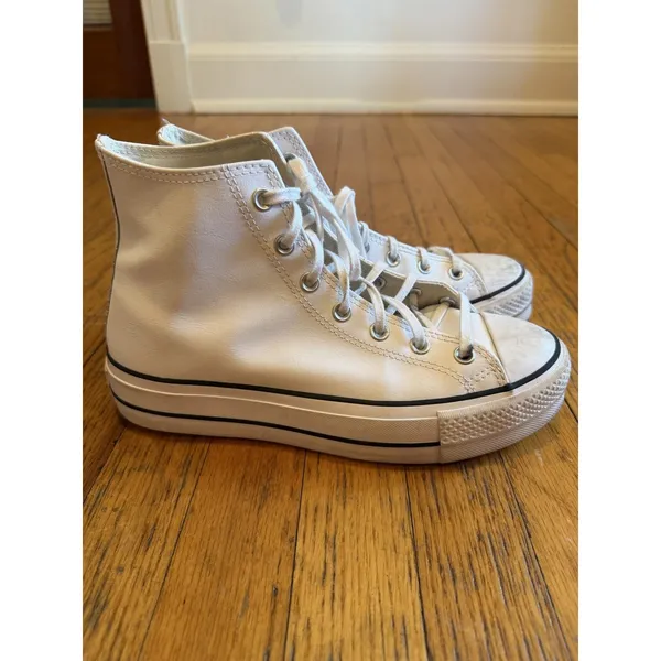 Converse Chuck Taylor All Star Platform Sneakers Wm Sz 10 - Image 3