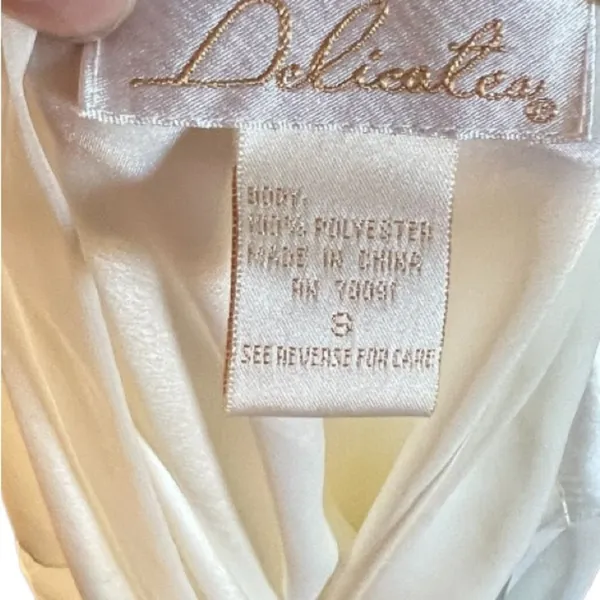 Vintage Delicates Robe‎ - Image 5