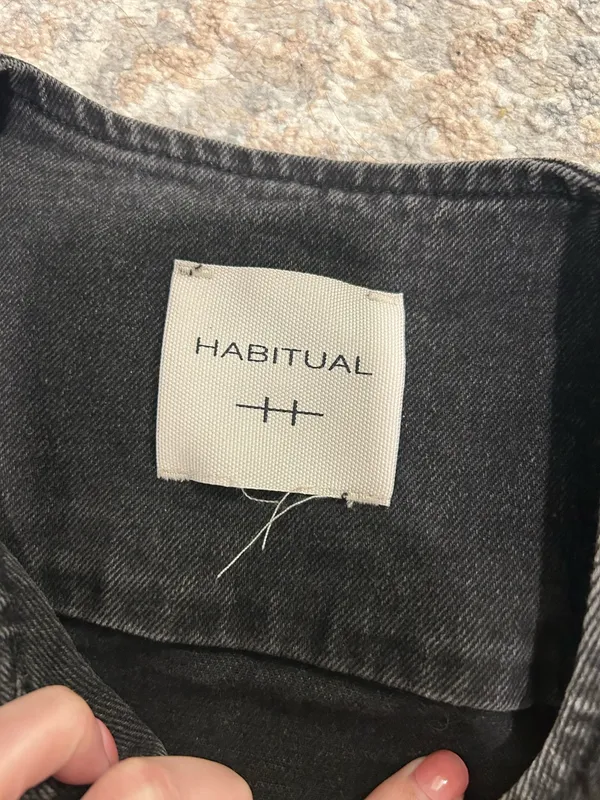 Habitual (Nuuly/Anthropologie) Black Denim Studded Cropped Jacket - Image 2