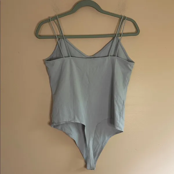 American Eagle Pale Blue Scoop Neck Bodysuit with Double Straps - Image 4