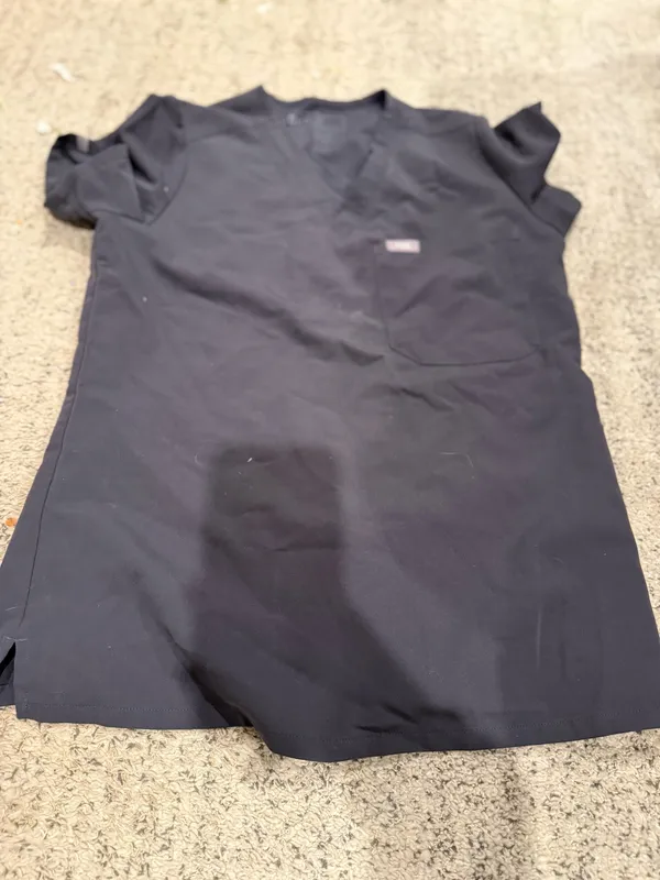 FIGS Scrubs Set - Image 4