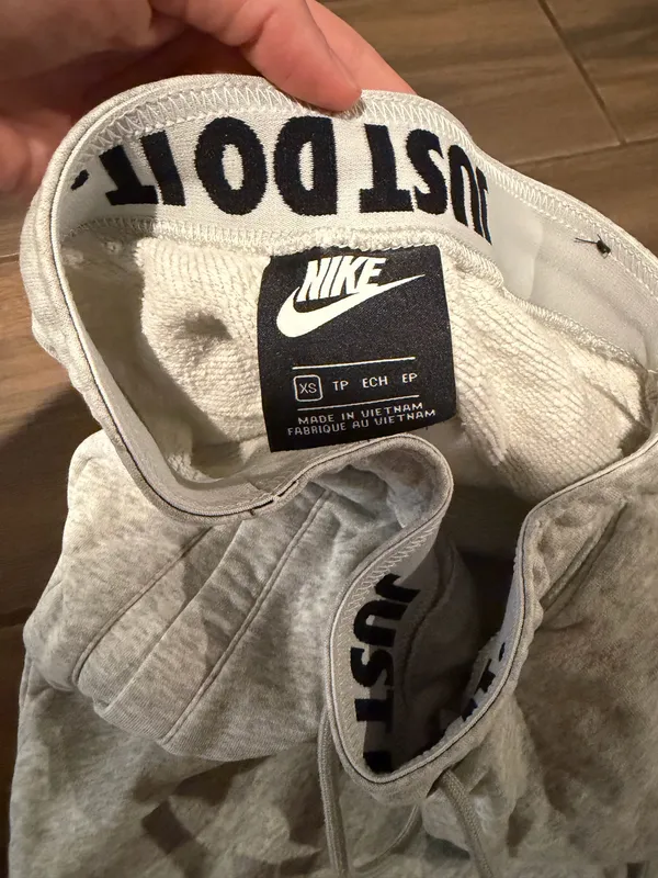 XS Grey Nike Sweats - Image 3