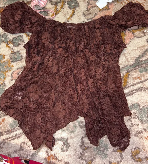 Brown Lace Top Size M - Image 2