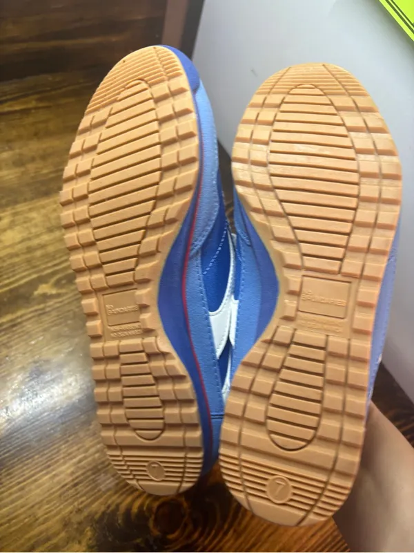 No boundaries blue sneakers size 7 - Image 6