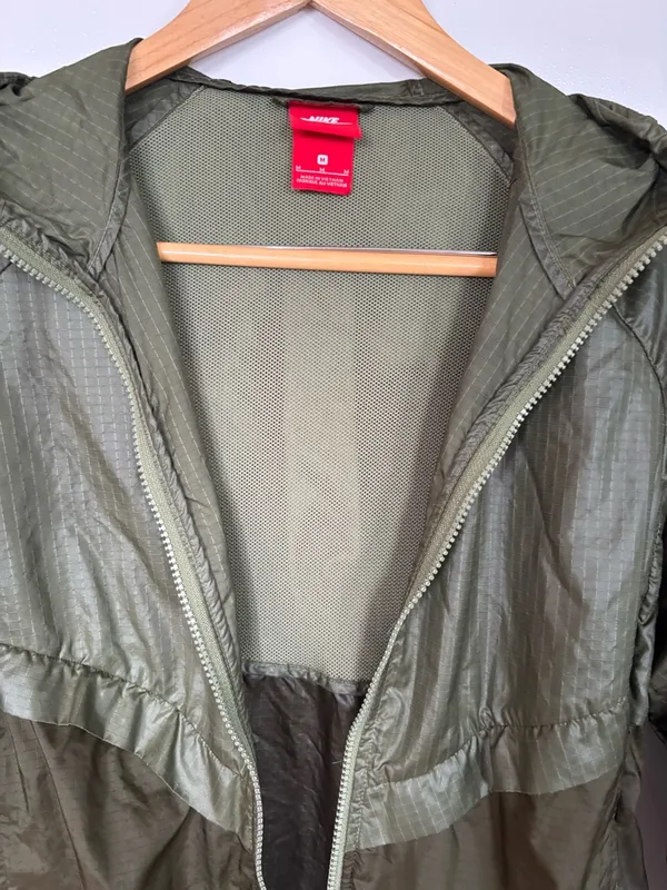 Nike | Women's Two Tone Wind Breaker Forest Green - Image 2