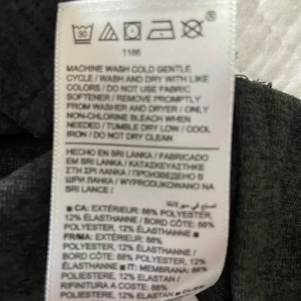 Athleta Gray Uptempo Top Size Large Athleisure, minimalist, normcore, gorpcore - Image 5