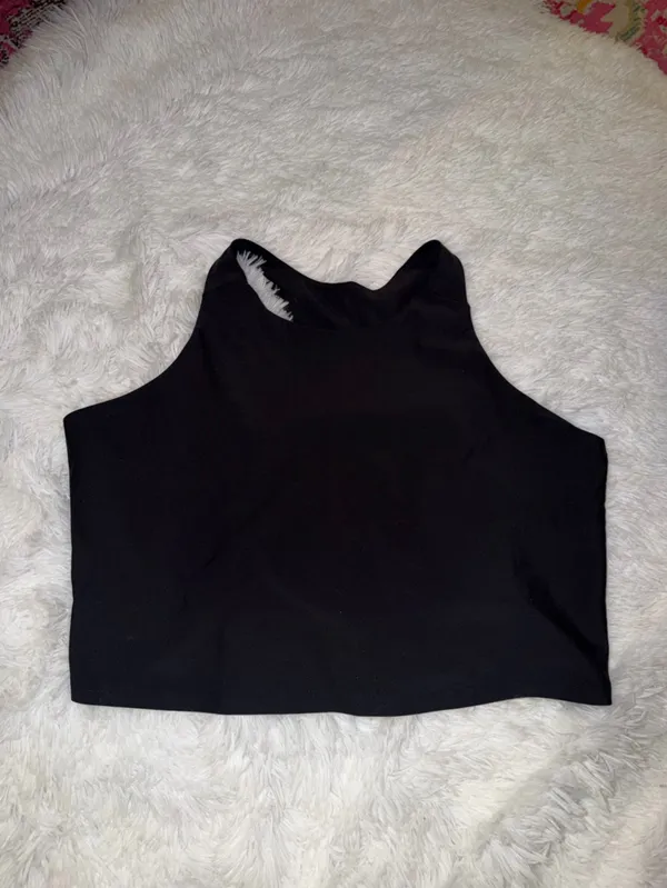 Old Navy Black Athletic Razorback Tank with Built In Bra size 3X Plus - Image 3