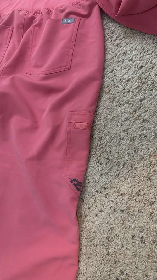 FIGS Set Scrubs Pink Size M - Image 2