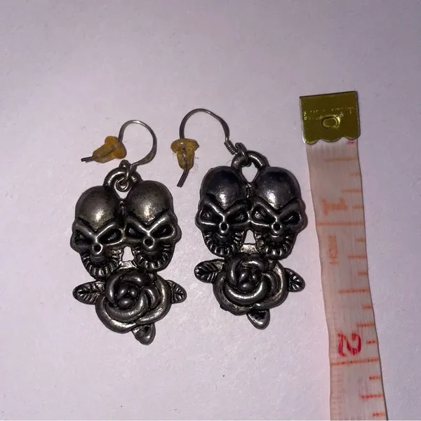 Vintage Silver Double Skull and Rose Dangle Earrings Goth Grunge Punk Witchy - Image 2