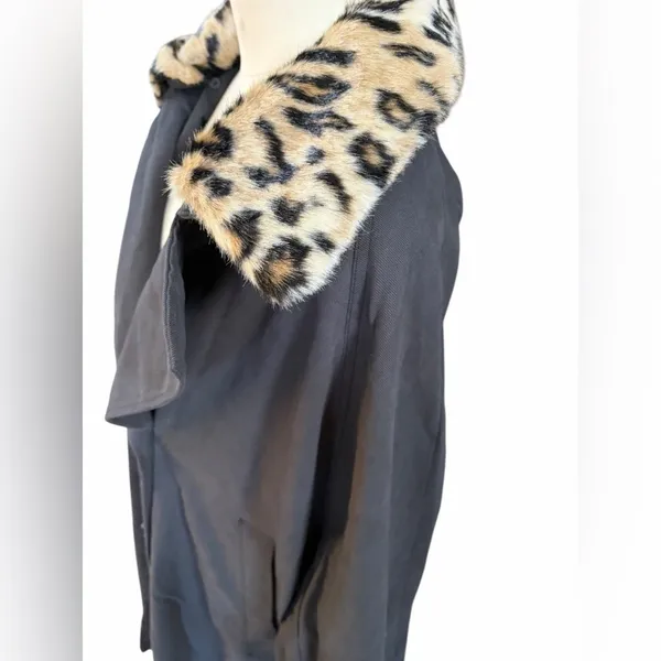 Free‎ People Need it Trench Coat with Leopard Print Collar size medium, new - Image 4