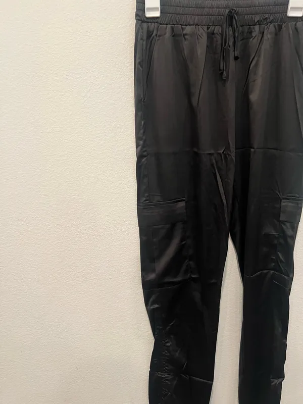 Women’s Black Drawstring Cargo Jogger Pants Size M - Image 2