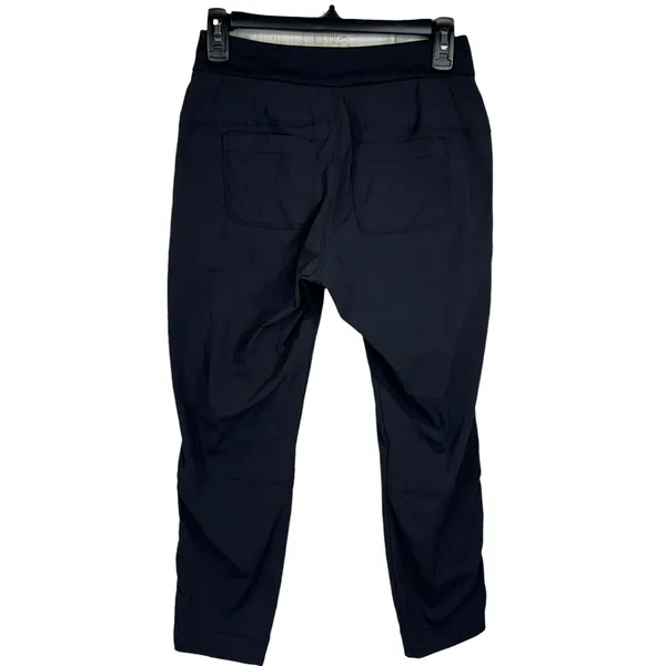 Athleta SZ 0 Trekkie Cropped Pants Stretch Quick-Dry Zip Pockets Lightweight - Image 4
