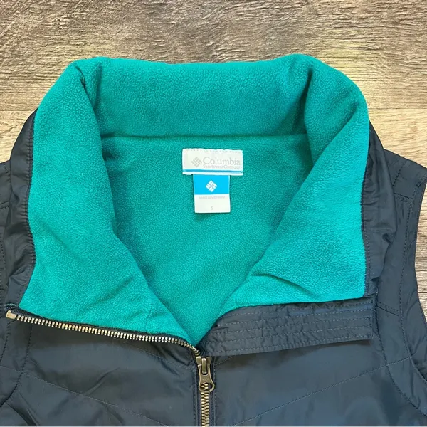 Columbia Navy Blue Fleece Lined Full Zip Up Vest Size Small - Image 2