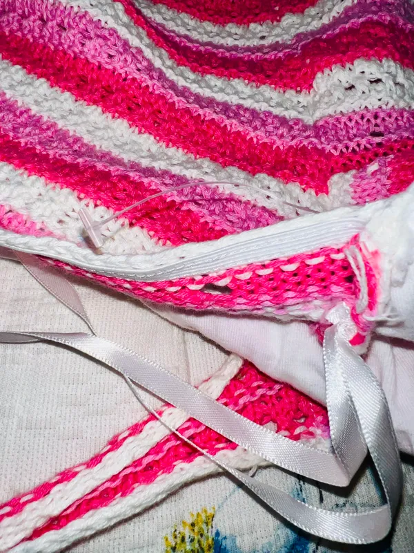 Hollister Pink crochet Halter Top - Image 8
