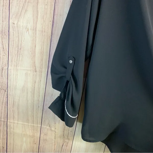 Apt. 9 Elegant Black Blouse with White Accents - Image 2
