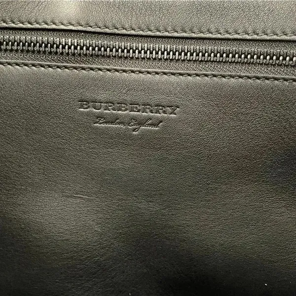 Burberry Messenger Unisex Bag - Image 4