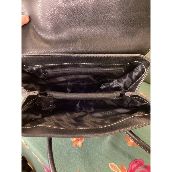 Black Pebbled‎ Shoulder Bag White Contrast Stitching Flap Top Handbag - Image 4