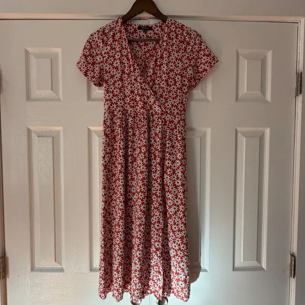 Madewell Red Daisy Floral Clara Wrap Midi Dress Short Sleeve V-Neck XS EUC‎ - Image 2