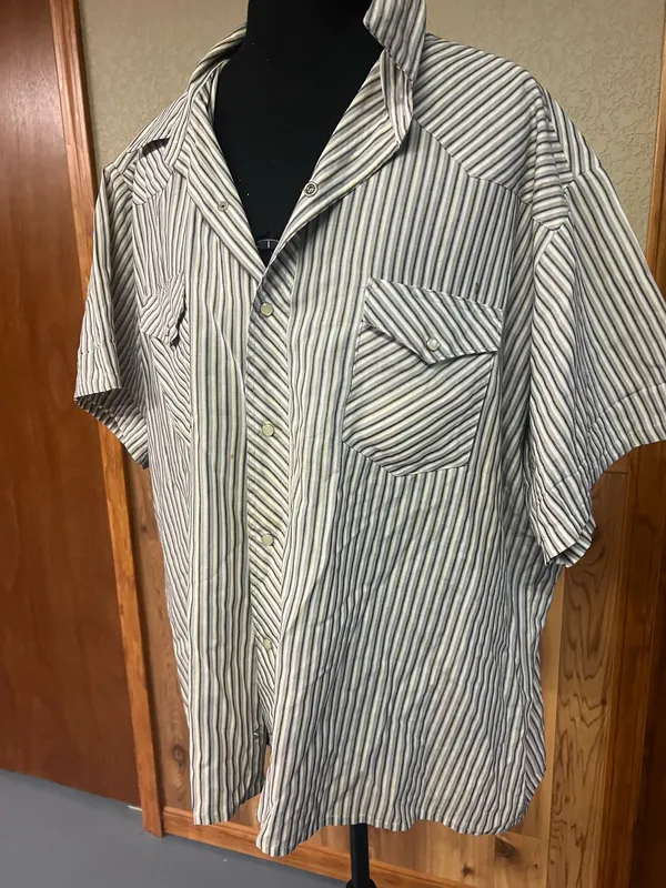 Wrangler Men’s striped western button down - Image 2