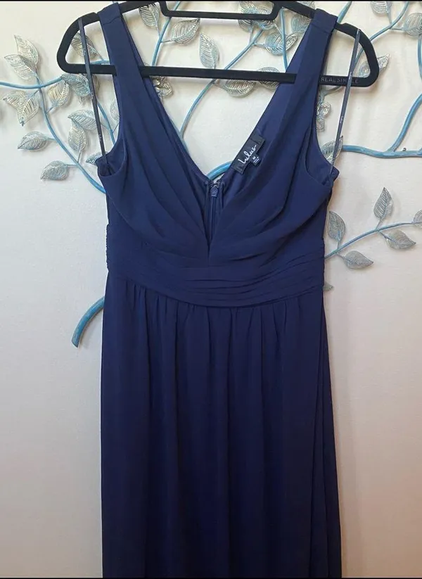 Lulu’s Leading Role Dark Blue Maxi Dress Sz M EUC - Image 8