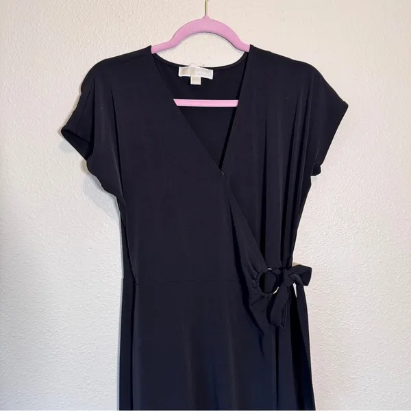 Michael Kors Black Mini Wrap Dress Womens L Casual LBD Classic Closet Staple - Image 3