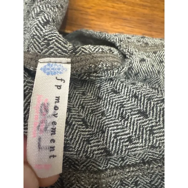 FP Movement Free People High Rise Textured Herringbone Leggings Green Small - Image 2