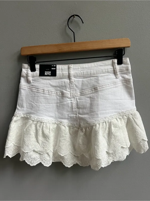 Madden NYC NWT White Eyelet Denim Skirt Y2K New Size XS - Image 7