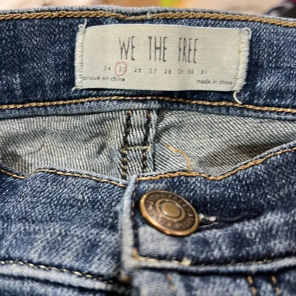 We The Free Button Fly Straight Leg Denim Jeans - Woman’s Size 25 - Image 4