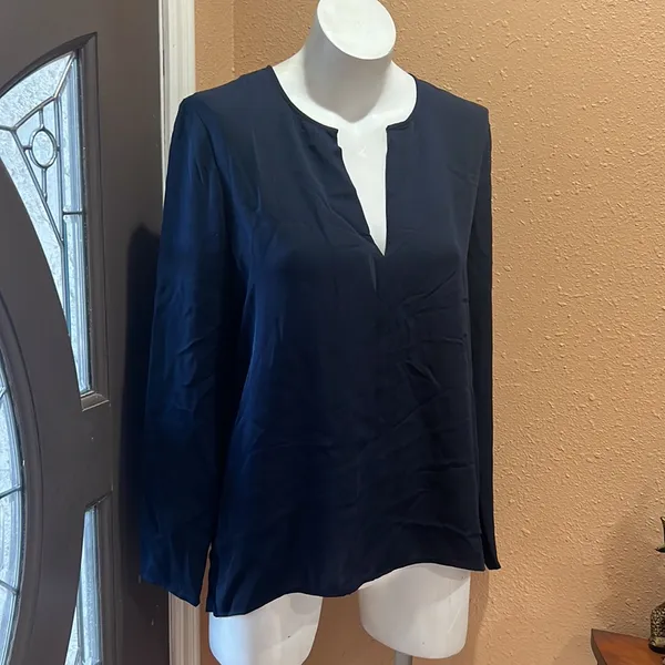 Theory v neck long sleeve silk blouse - Image 3