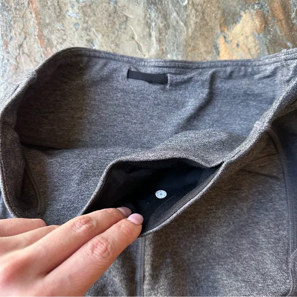 Lululemon Free Runner Crop Heathered Black Gray Women’s Size 8 - Image 10