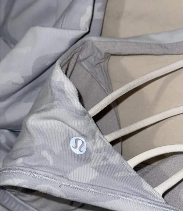 White Camo Lululemon Set - Image 6