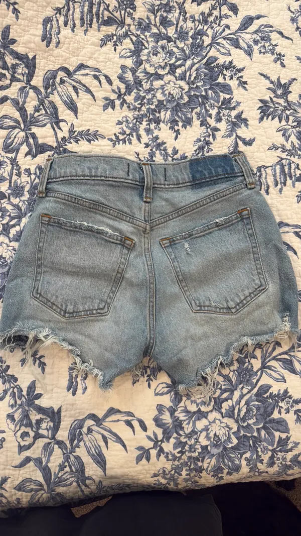 Abercrombie Shorts Mid-Rise - Image 2
