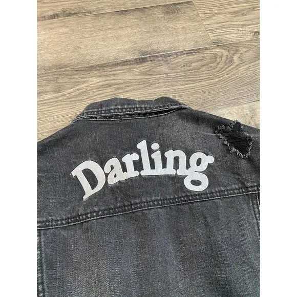 EUC Womens Signature 8‎ distressed black denim jean jacket darling size S - Image 8