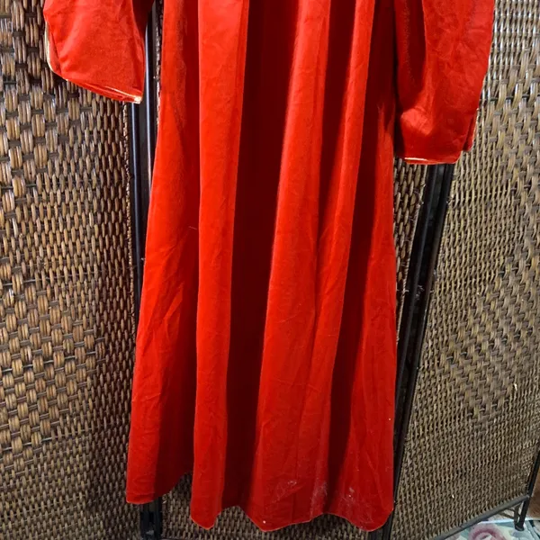 Vintage Velvet Ren-Faire Dress with Gold Trim Size L - Image 2