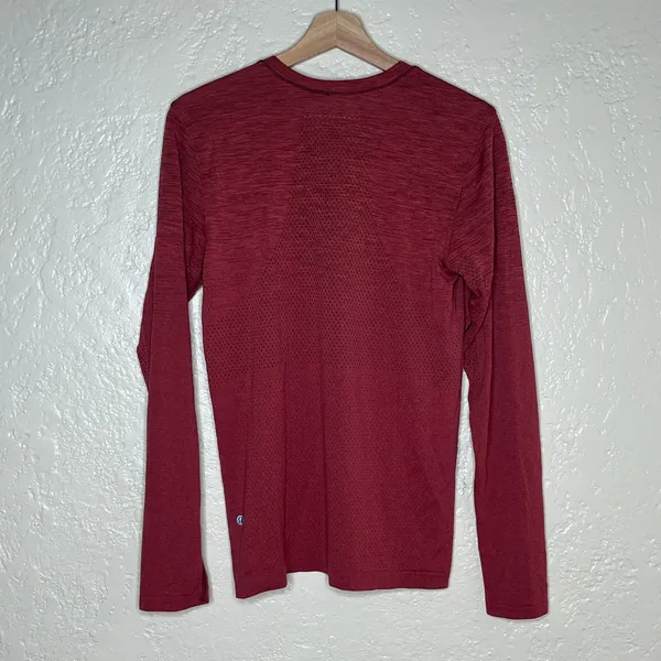 Lululemon‎ Swiftly Tech Long Sleeve Crewneck Red Small - Image 4