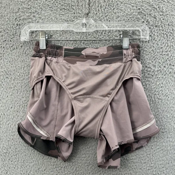 Lululemon Hotty Hot Low Rise Shorts 4" Heritage 365 Camo Misty Mauve‎ Women 4 - Image 6